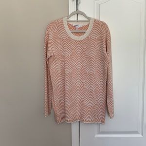 BCBG peach and white scalloped print sweater